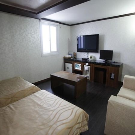 Diamond Hotel Suwon Esterno foto